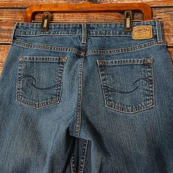 Levis Signature Jeans 12 Short Mid Rise Boot Cut Medium Wash Blue Denim Stretch - Picture 5 of 10